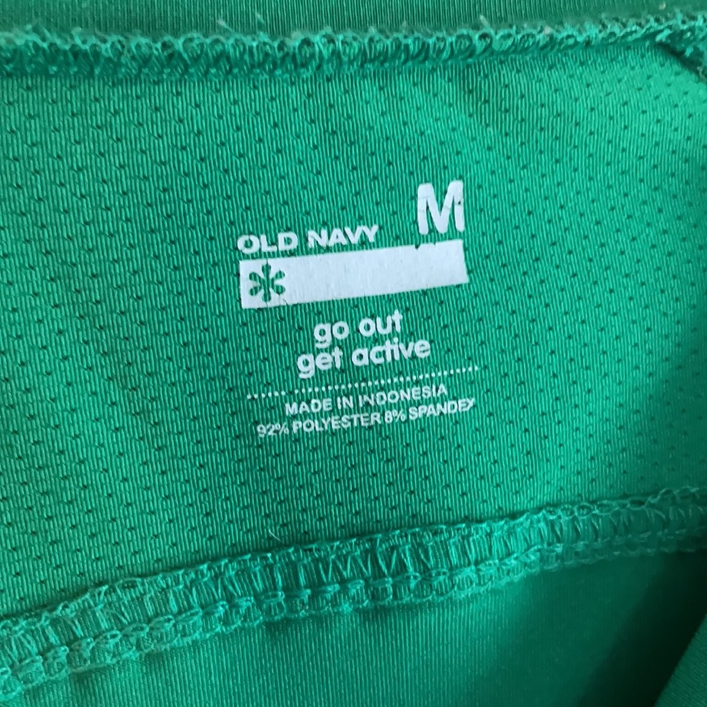 Old Navy dry fit wicking long sleeve tee - Picture 3 of 4